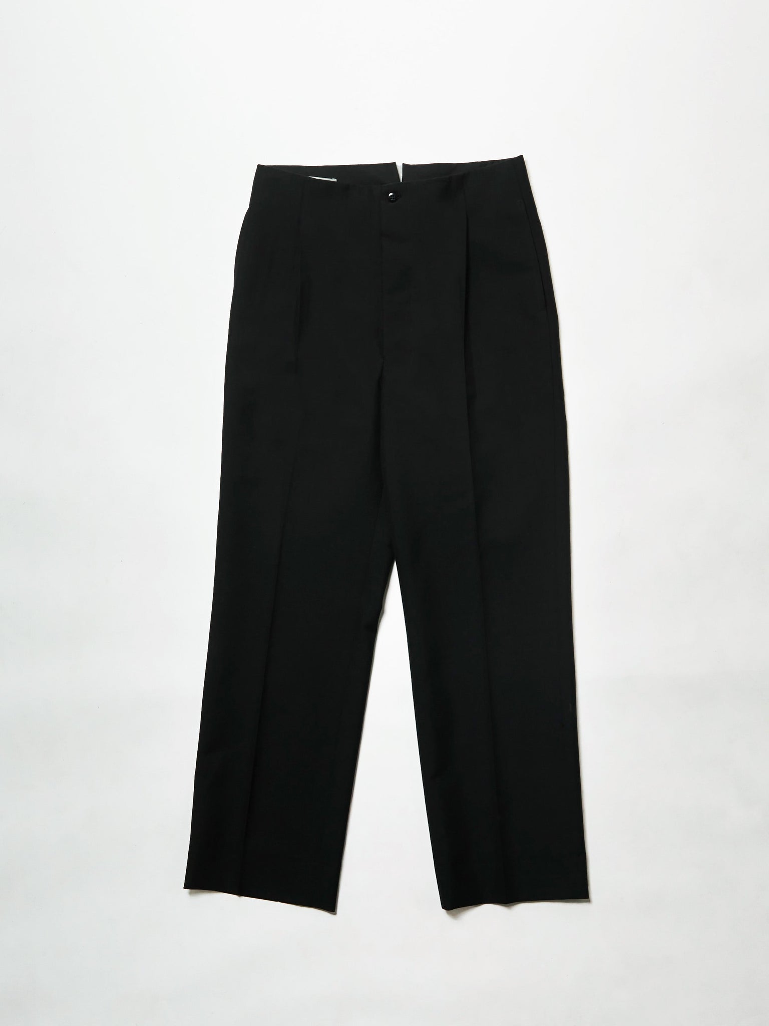 pleated suiting trousers